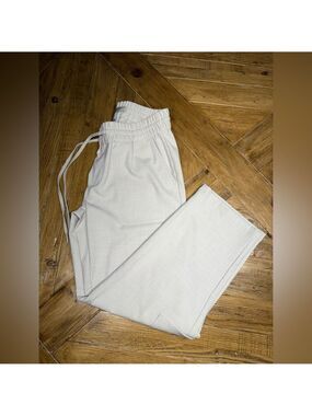 Liverpool Los Angeles Relaxed Cargo pants- pull on straight leg - size 4